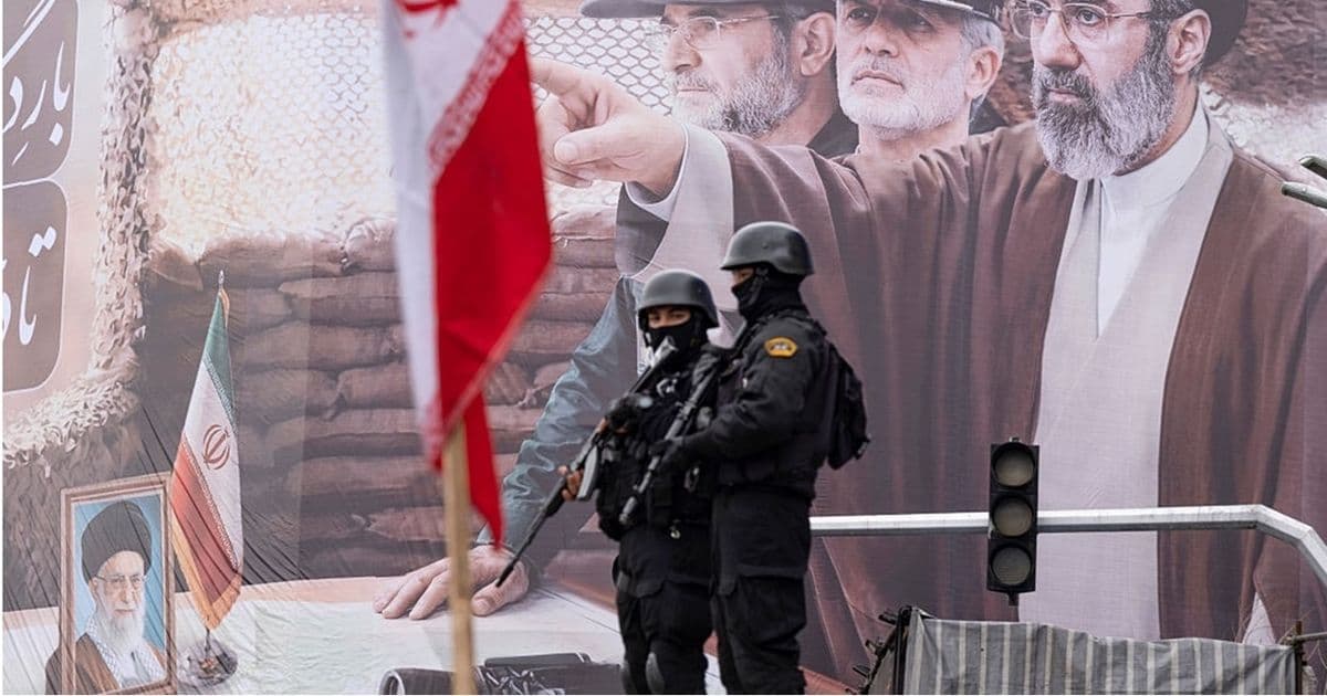 إعدام إيراني بتهمة التعاون مع الاحتلال