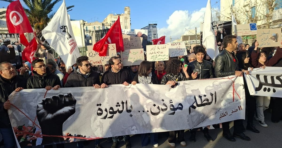 هل تتوقع تونس احتجاجات واسعة
