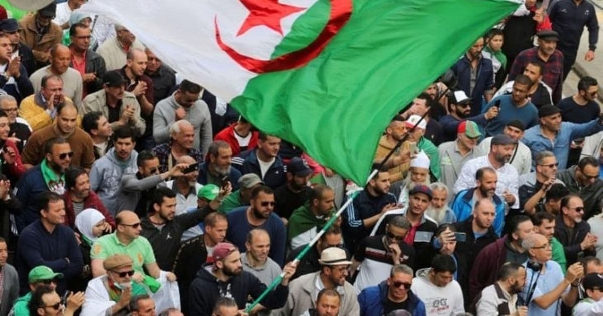 الإسلاميون في الجزائر وتحديات الوصول للسلطة