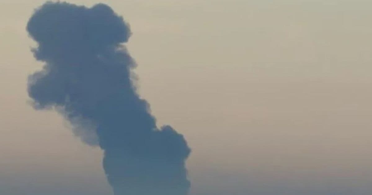 Yemeni Army Destroys Houthi Boat