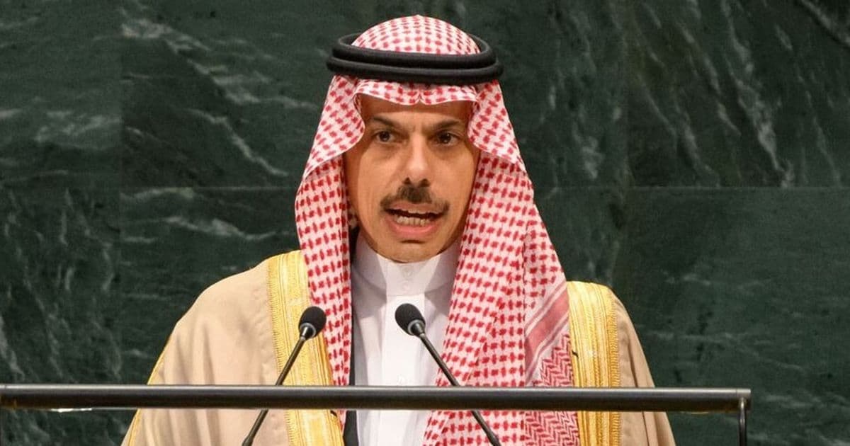 وزير الخارجية السعودي ينتقد إيران على تهديد الملاحة