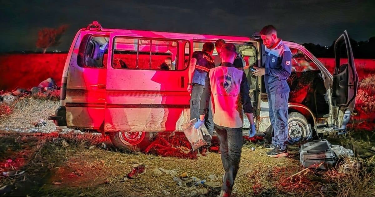 ضحايا وإصابات في هجوم على حافلة بحمص