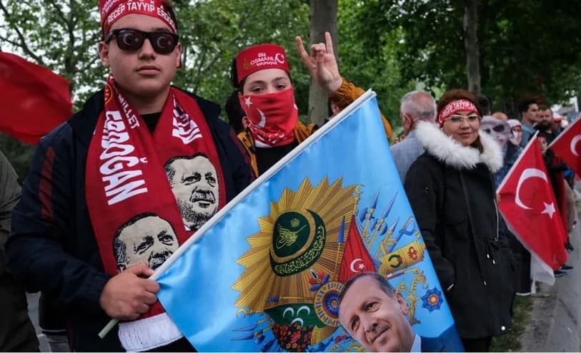 ستيني يتعمد إهانة أردوغان ويدخل السجن