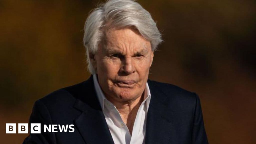 JudgeAllows Trial for Ex-Abercrombie CEO