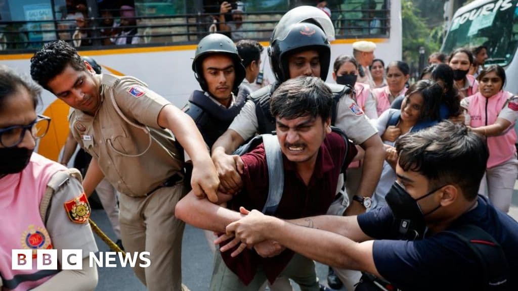 CJP at Jantar Mantar: leaders detained at Delhi protest