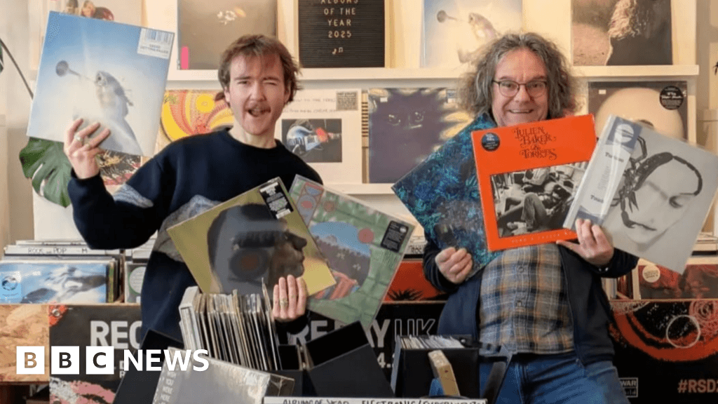 Young vinyl enthusiasts embrace records