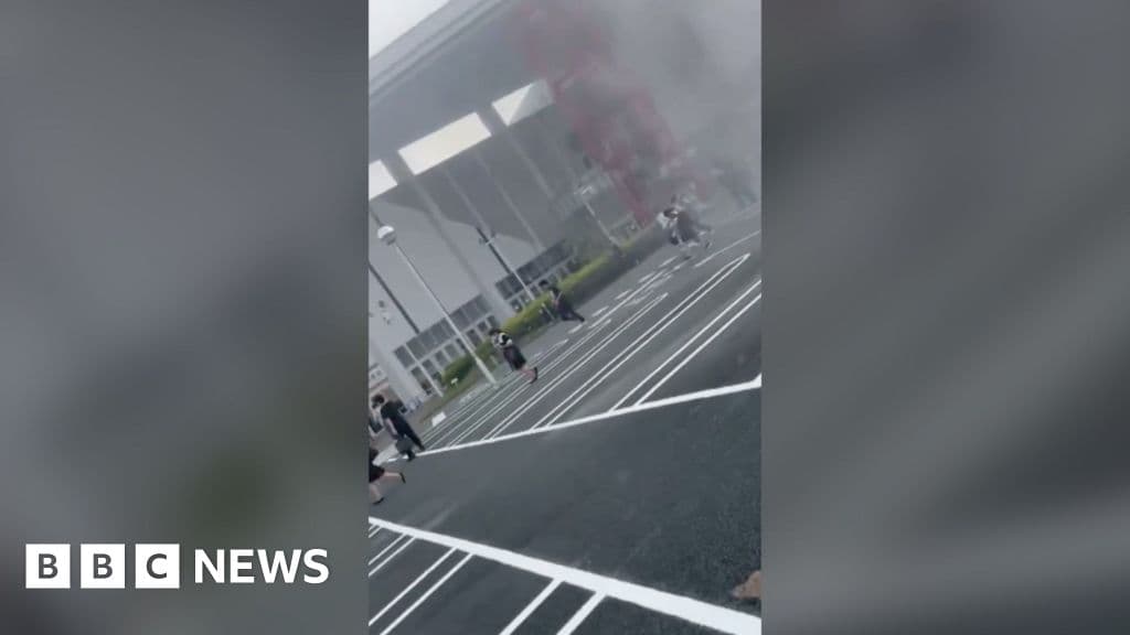 Evacuation at Aeon Mall after Japan quake
