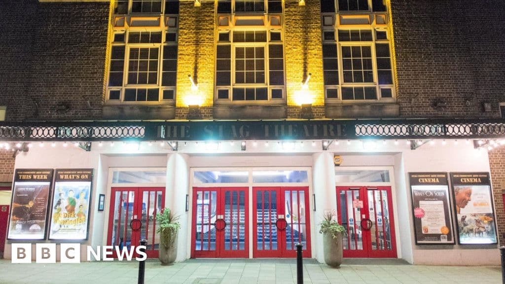 Sevenoaks Council seeks to buy local theatre