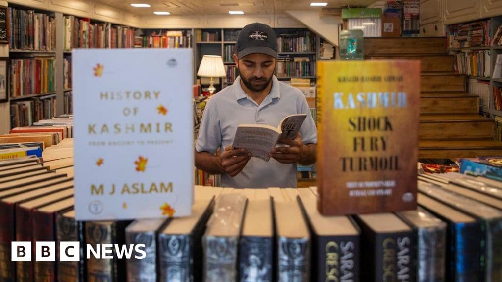 كشمير تبدأ حملة على الكتب "المسيئة" في المدارس وتثير الجدل