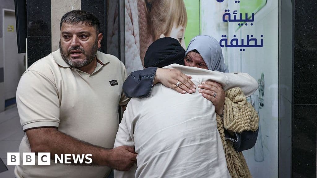 Palestinian teens die in West Bank settler incident