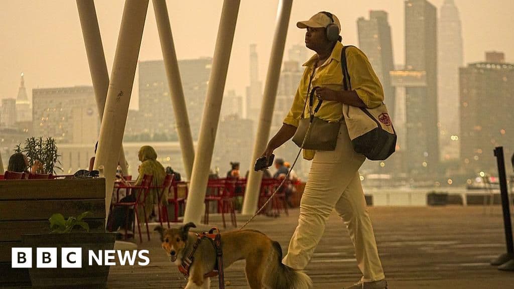 أكثر من 800 حريق غابات كندي مشتعلة مع استمرار تحذيرات جودة الهواء وتمديدها إلى الولايات المتحدة