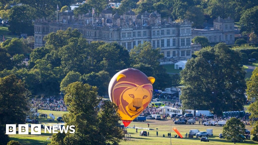 Longleat celebrates anniversary with fireworks