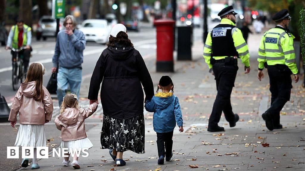 Jewish headteachers focus more on security
