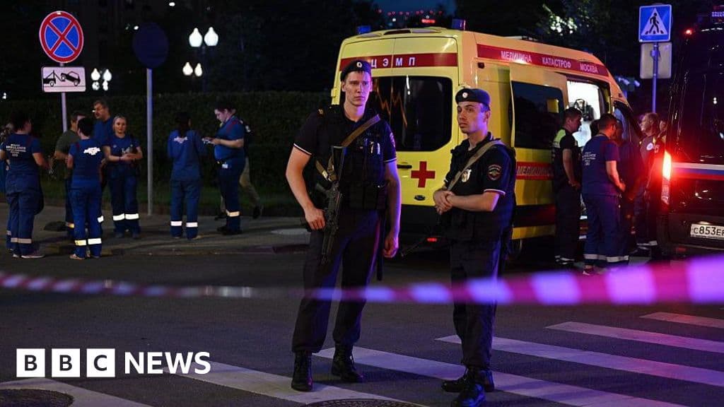 Moscow restaurant blast kills three