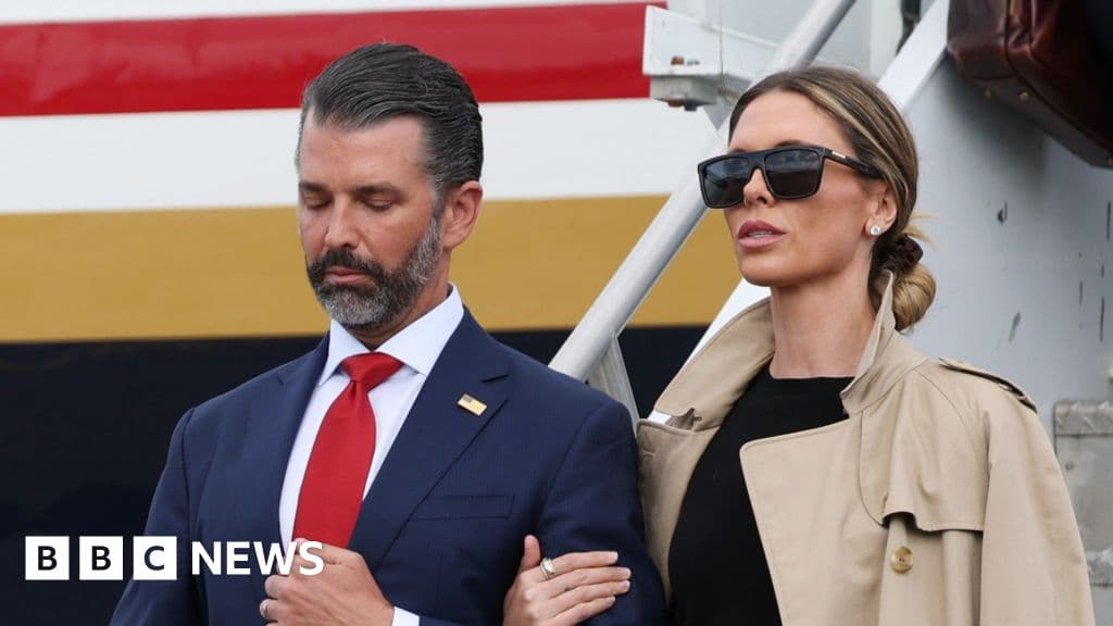 دونالد ترامب جوني وبيتينا يتحدثان عن هدية زفاف من حليف بوتين
