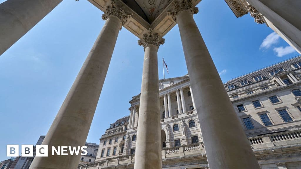 Bank of England Faces Difficult Rate Decisions