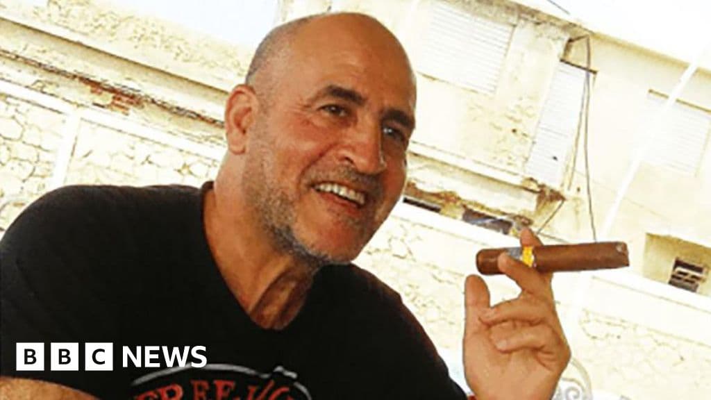 مراهق يحقق في قضية إبستاين قرب باريس