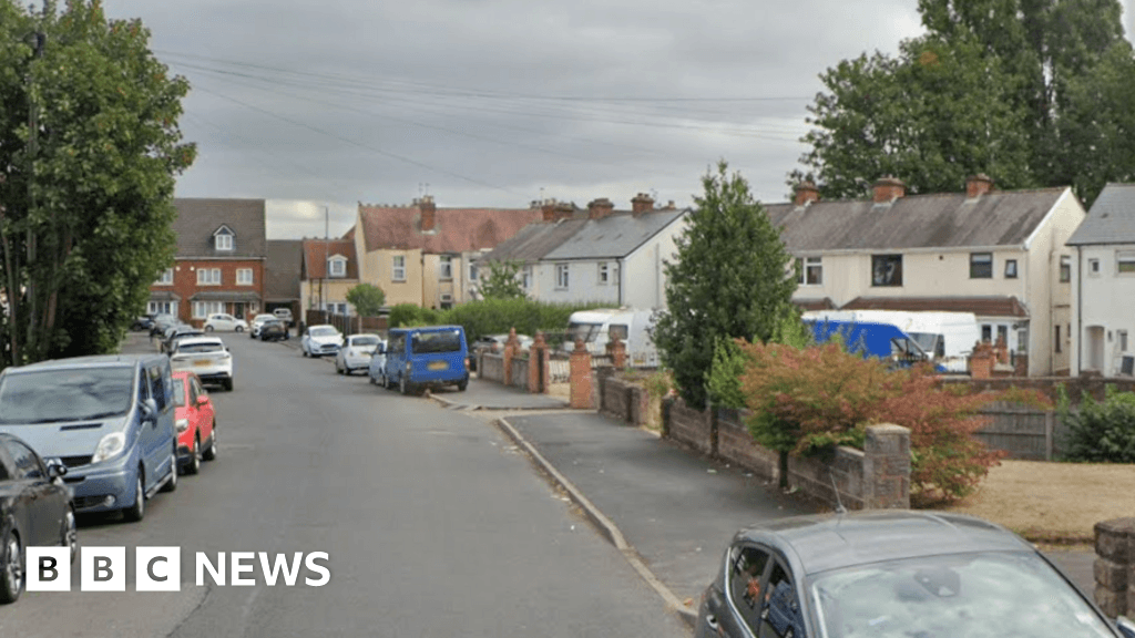 Six detained over gunfire in Willenhall
