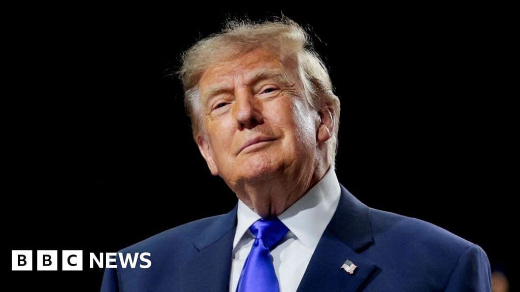 Trump visits Ireland amid protests