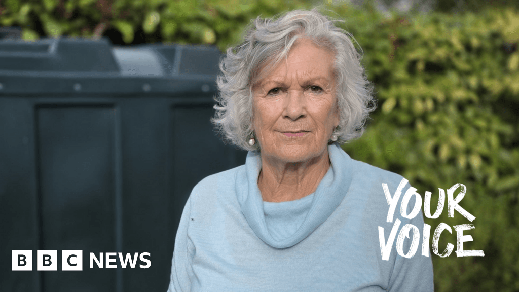 Devon elderly woman avoids turning on heating