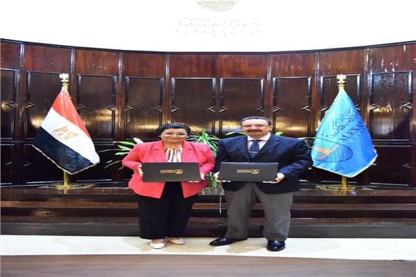 نائب وزير الصحة يجري جولة ميدانية في الإسكندرية لدعم تحسين المؤشرات السكانية