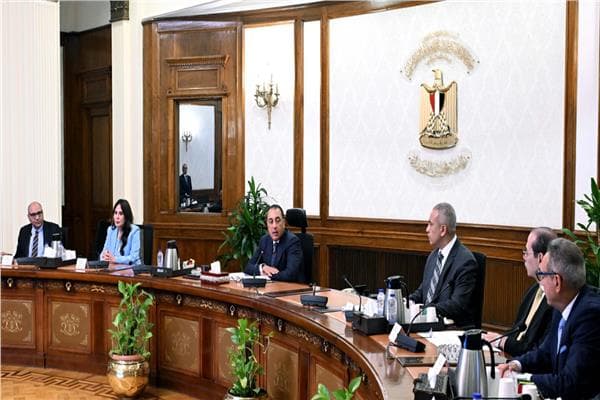 PM oversees resolution of NUC and NBE debts