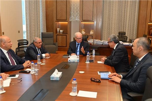 Deputy Prime Minister deliberates with CAO chief on governance improvement