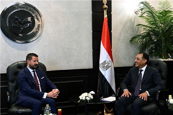 مدبولي يناقش تعزيز العلاقات مع الجبل الأسود
