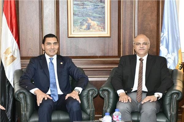 وزير الشباب يتفقد الإسكندرية