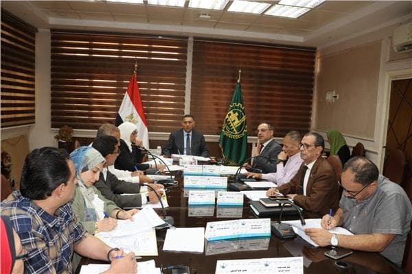 محافظ القليوبية يتخذ قرارات لدعم المستثمرين