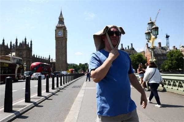 Britain's economy drops by over a billion amid heatwave
