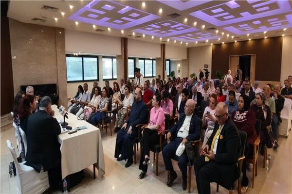 Armenian Council Marks Revolution Anniversary