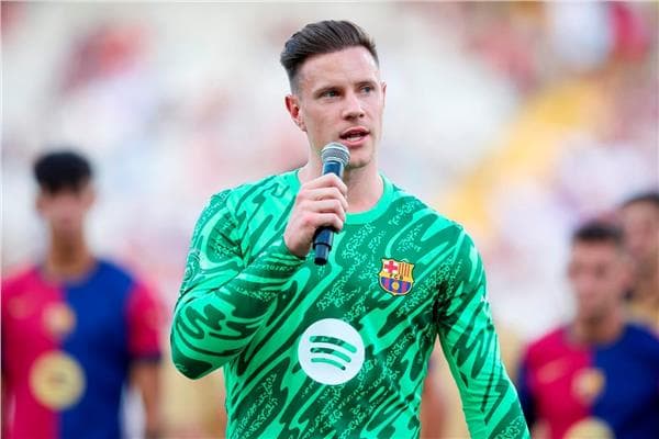 انتقال تير شتيجن من برشلونة إلى أياكس يتعطل