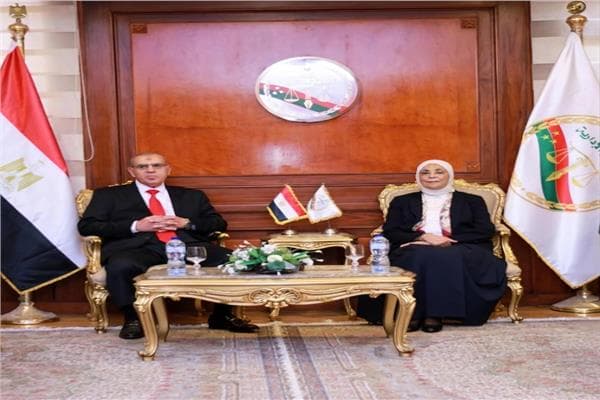 رئيسة النيابة الإدارية تستقبل رئيس محكمة النقض