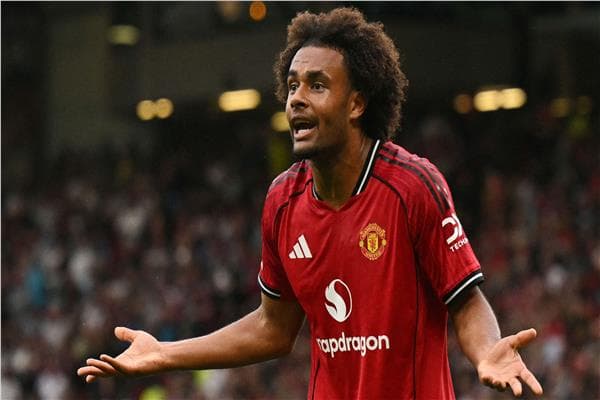Juventus explores Manchester United striker