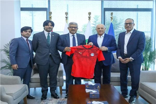 Abu Rida meets Pakistani envoy