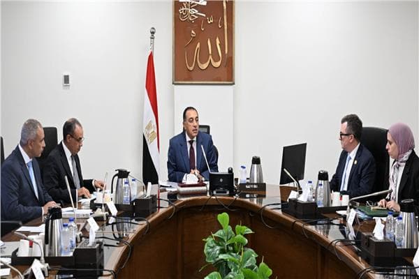 PM reviews development funding efforts