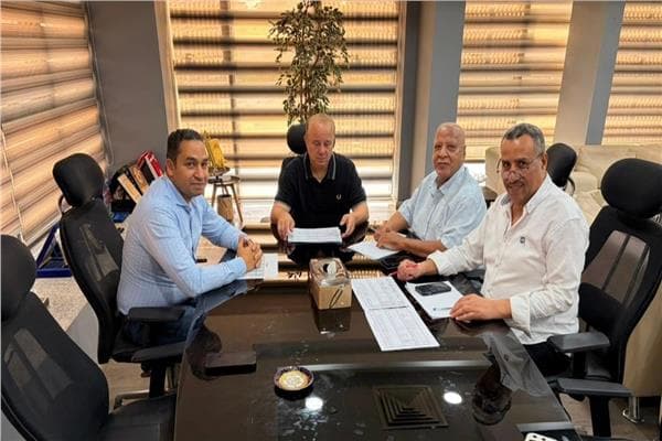 تنسيق بين اتحاد الكرة ورابطة الأندية للموسم الجديد