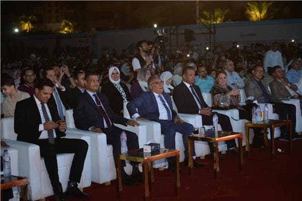 محافظ الدقهلية يختتم مهرجان جمصة الصيفي