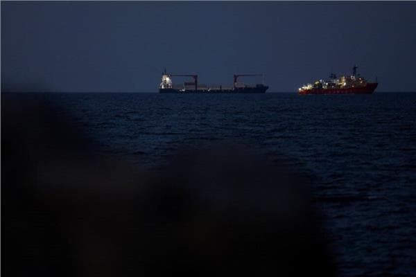 Iran reports US hits Sirik port amid tensions