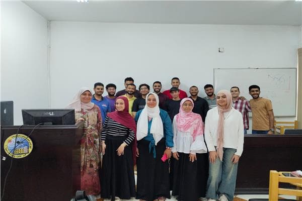 Research Institute welcomes Cairo and Al-Asimah students