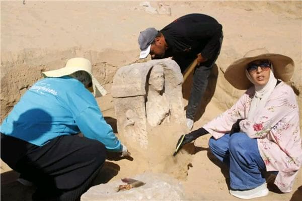 Egyptian team restores ancient tombstone
