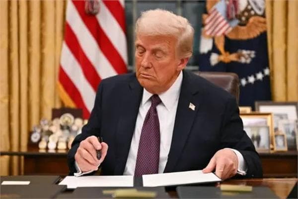 ترامب: دول بالشرق الأوسط طلبت وقف الهجوم