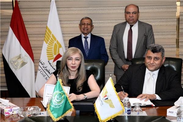 تعاون بين الطيران والأكاديمية لتطوير الكوادر