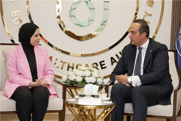 الصحة والخارجية تتبادلان ترويج التجربة المصرية