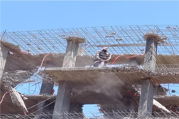 Tall al-Qam conducts building violation sweep