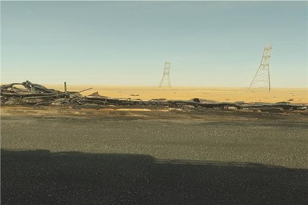 السيطرة على حريق مركبة محملة بالبوتاجاز بأسوان