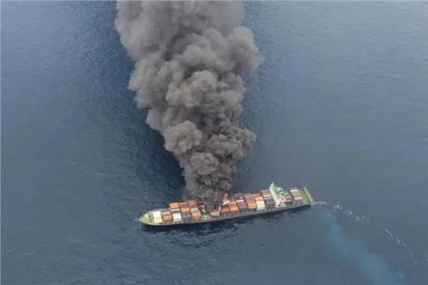British Navy reports projectile hits cargo in Hormuz
