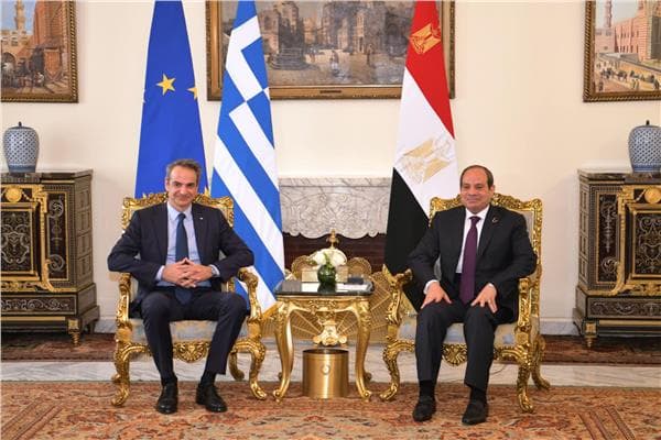 Greece praises Egypt's peaceful crisis approach