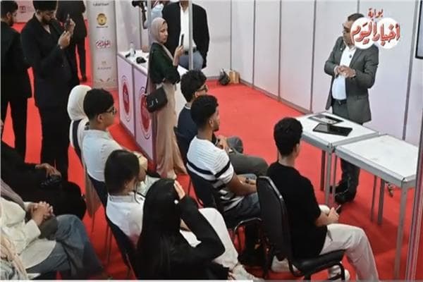 عميد كلية تكنولوجيا الصناعة يوضح تخصصات المستقبل